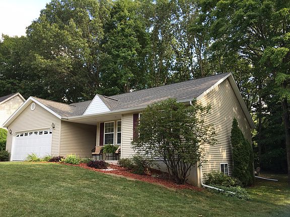 2nd image of 7071 Saint Charles Pl