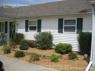2203 SW Mitchell St APT 6, Oak Grove, MO 64075