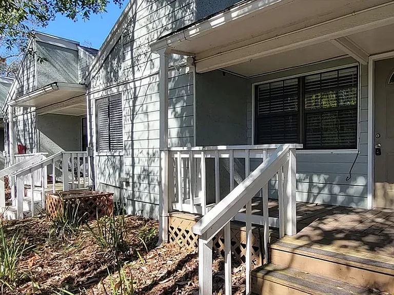 Welcome to Villa Pines at Baymeadows! — Photo 3