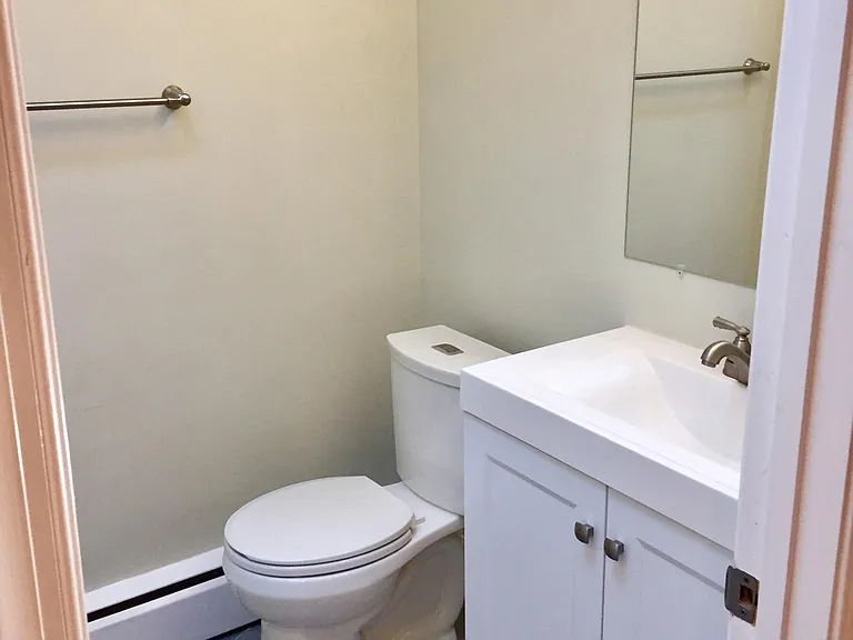 630 S Belnord Ave — Photo 10