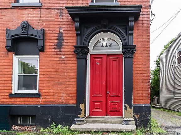 4th image of 112 Queen St