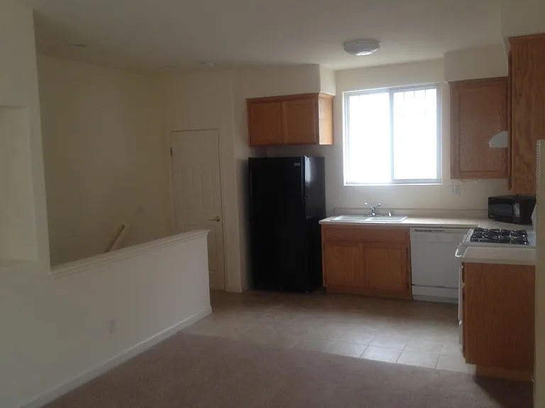 4023 Match Point Ave — Photo 2