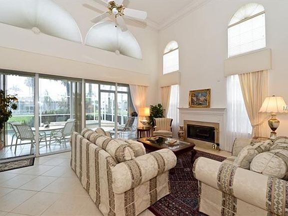 3rd image of 6804 Avenida Marbella
