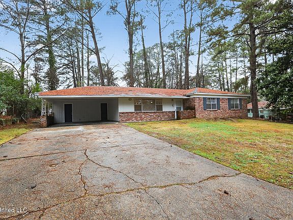 2nd image of 3111 Ponderosa Dr