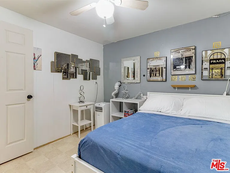138 S Madison Ave — Photo 21