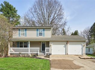 917 Proehl Dr, Barberton, OH