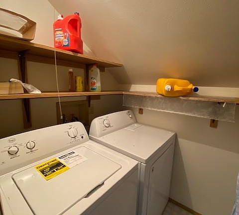 4th image of 24044 172nd Ave SE #C
