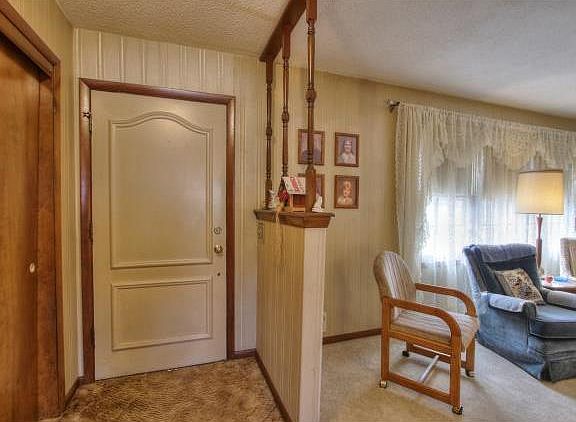 4th image of 15612 E 42nd Pl S