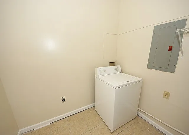 115 Roberta Dr #B — Photo 4