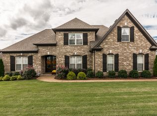 207 Ettington Dr, Gallatin, TN 37066