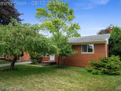 27736 Osmun St, Madison Heights, MI, 48071