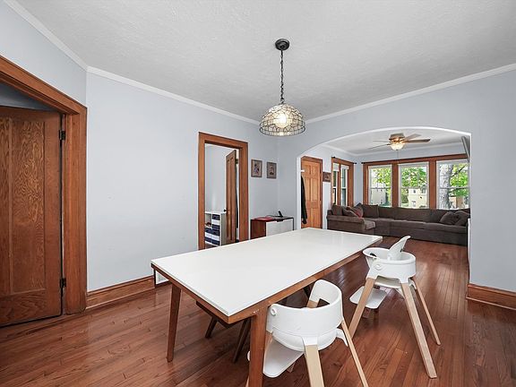 4th image of 4541 N Kilbourn Ave