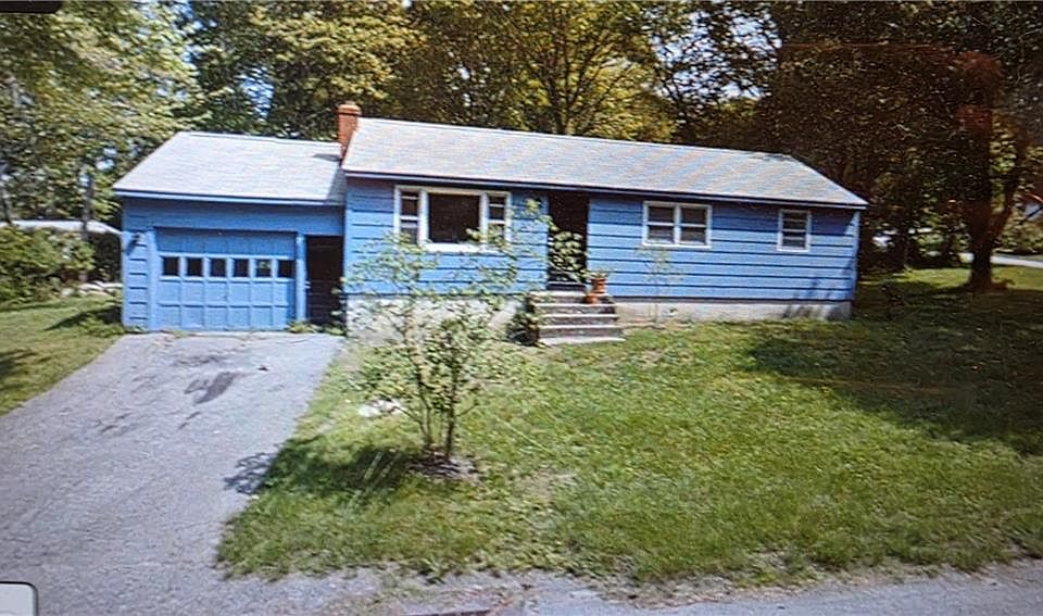 1st image of 39 Juniper Drive Ext