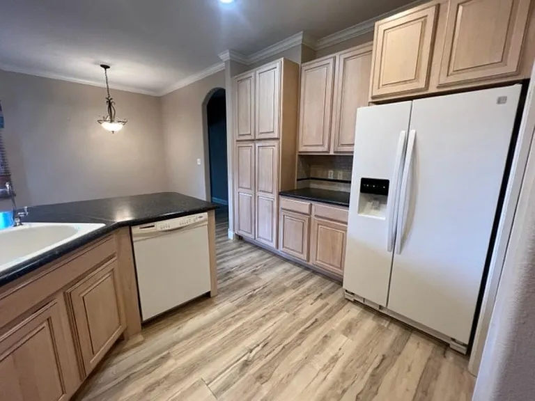 4001 W Philip Ave — Photo 13