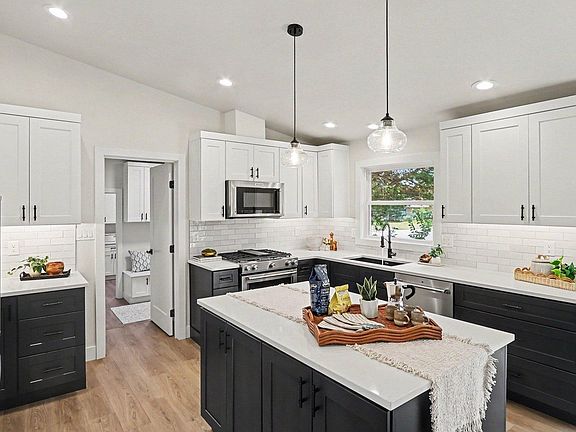 4th image of 1817 Cannes Ct