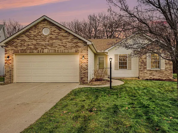 4438 Field Gate Dr E, South Bend, IN 46628