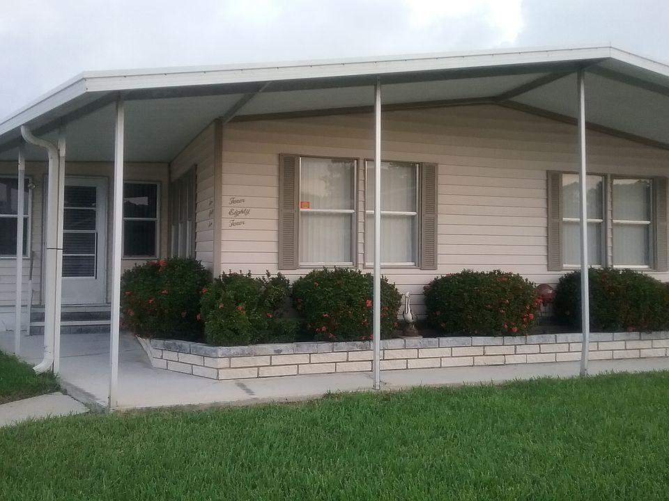 Corner Lot