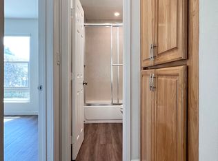 210 W Maple Ave #21, Orange, CA 92866