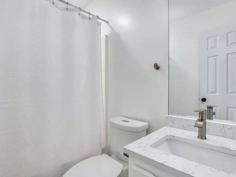 138 Wayfair Ln — Photo 25