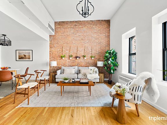 2nd image of 321 W 82nd St APT 9