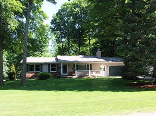 436 N Estates Dr, Gaylord, MI 49735