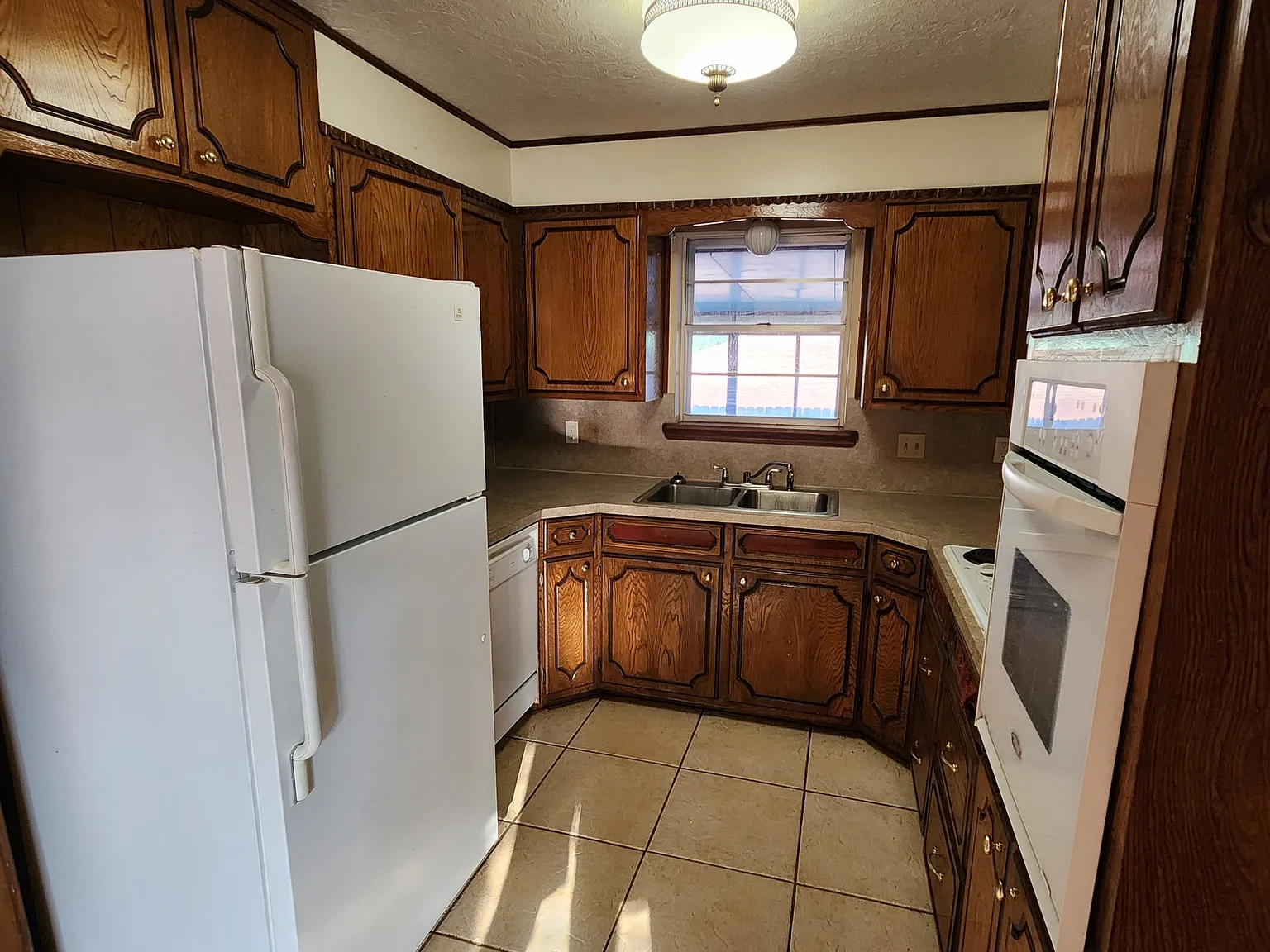 329 South Morrison Drive- K. Elliott - 1 — Photo 4