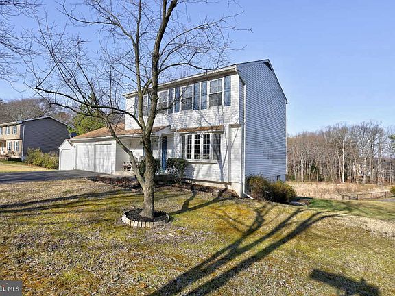 2nd image of 314 Council Oak Dr