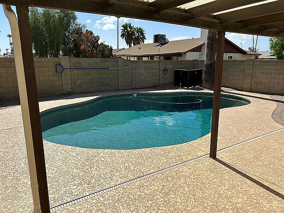2nd image of 2321 E Pebble Beach Dr