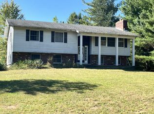 3296 Mushroom Rd, Caro, MI 48723