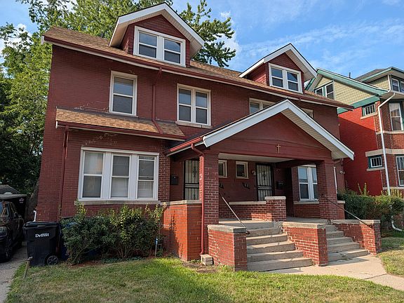 2nd image of 80 Clairmount St