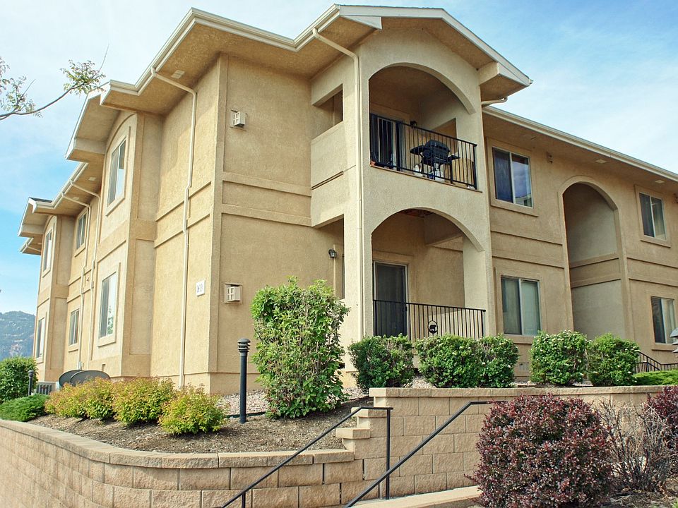 Well maintained complex
