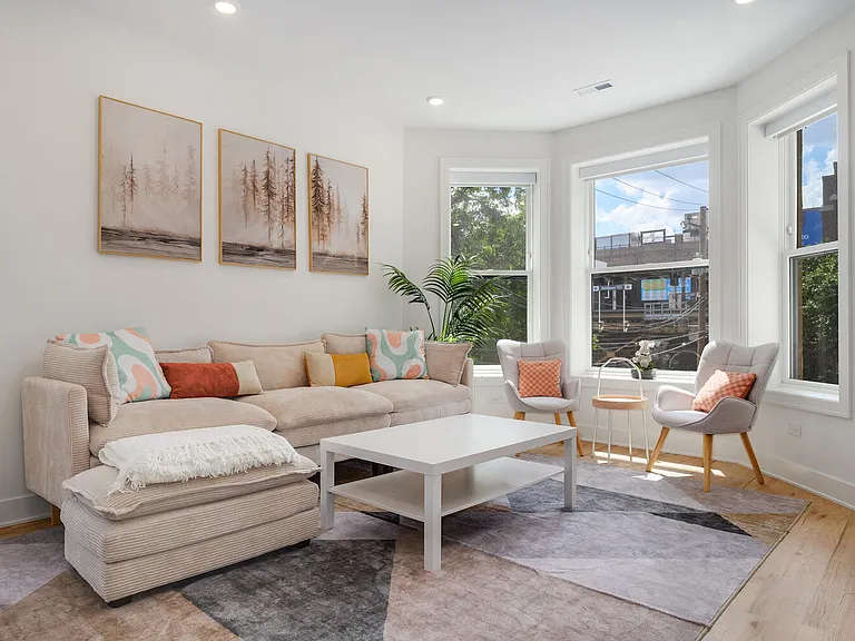 3615 N Wilton Ave #2 — Photo 13