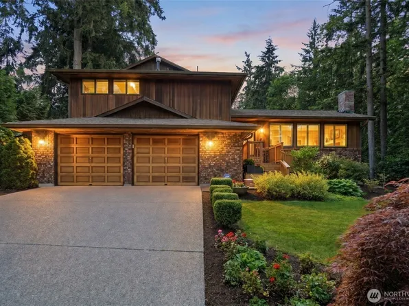 1526 S Lake Stickney Drive, Lynnwood, WA 98087