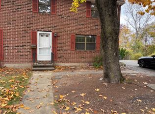 317 Cross St #317, Winchester, MA 01890