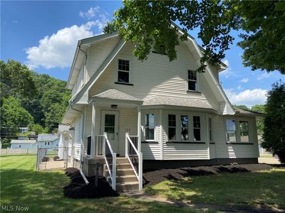 102 Downs Ave, Newcomerstown, OH, 43832