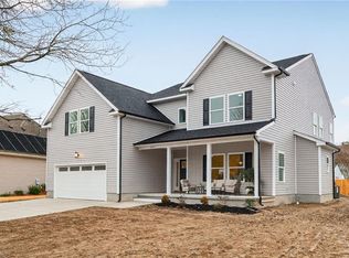 2669 Eagles Lake Rd, Virginia Beach, VA 23456