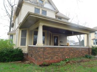 514 W Hill St, Champaign, IL