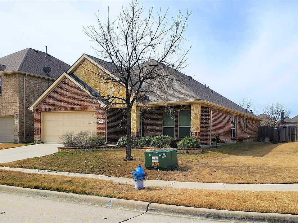 1st image of 416 Roger Graves Cir