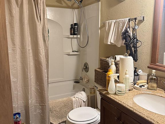 5th image of 8403 Woodview Dr E