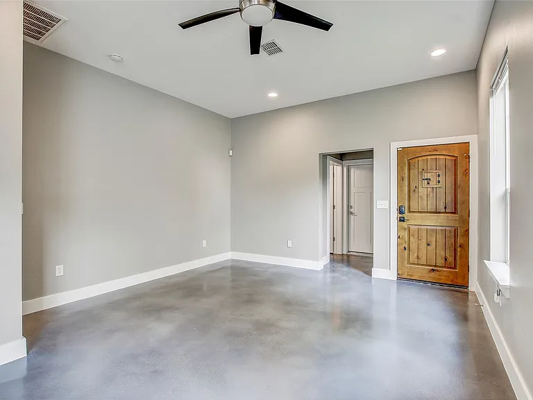 5109 Lott Ave #A — Photo 8