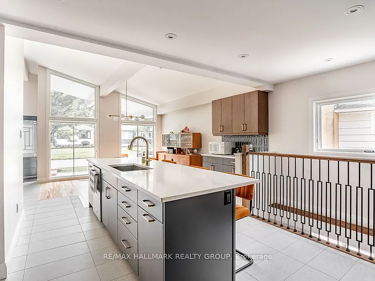 199 Lennox Park Ave — Photo 17