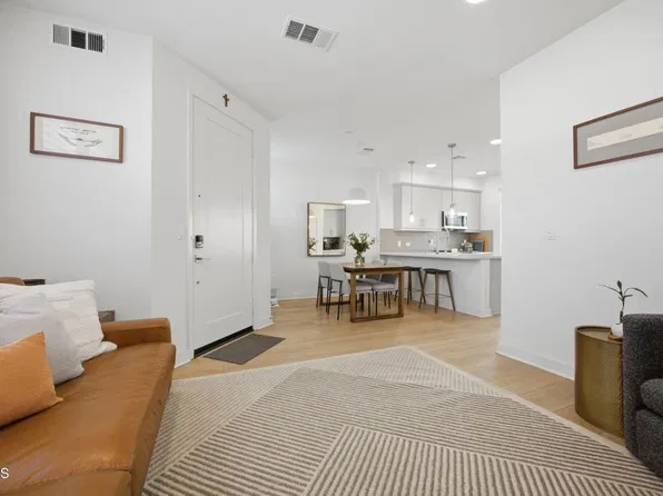 1230 E Thompson Blvd #103, Ventura, CA 93001