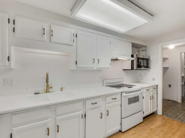 154 Harpeth Trace Smt, Nashville, TN 37221