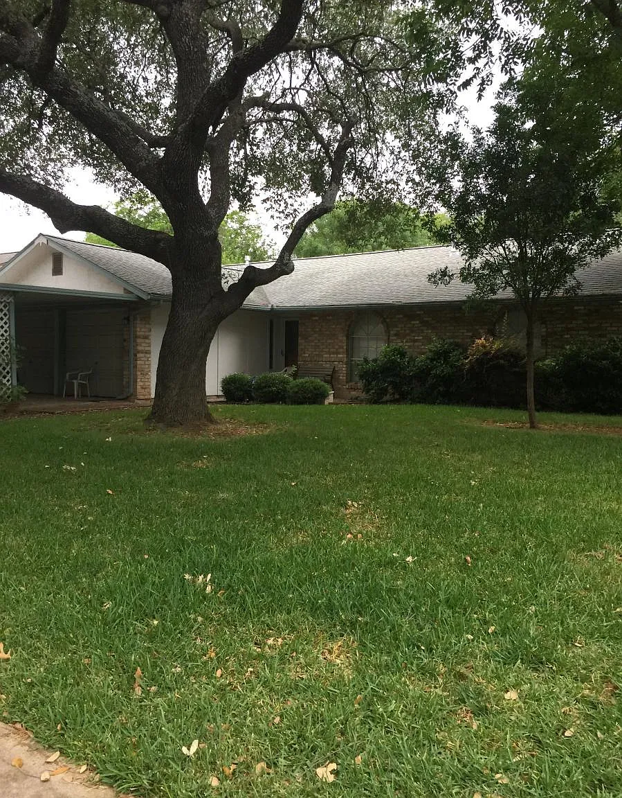 3 bed, 1775 sqft, $2,000 — Photo 1