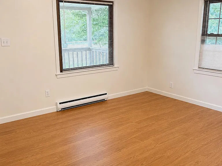 1705 Illingsworth St — Photo 6
