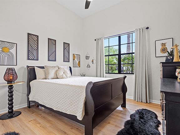 4th image of 9744 Isles Cay