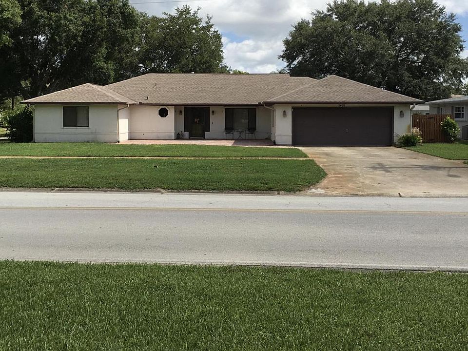 1st image of 1900 Country Club Dr