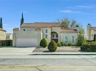 37230 45th St E #E, Palmdale, CA 93552