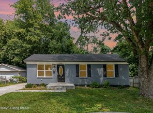 5303 Anatahan Ct, Louisville, KY 40272