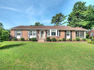 8202 Metcalf Dr, Richmond, VA 23227